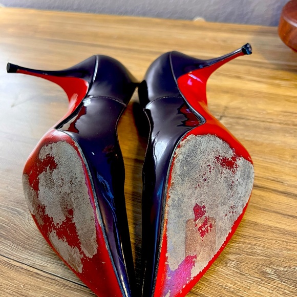 Christian Louboutin Chocolate Patten Leather Pumps. 60mm/3” heel. - Picture 5 of 8